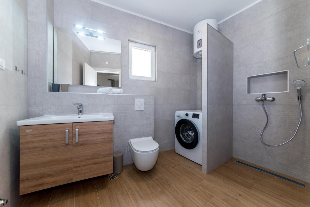 Apartment Mare Krvavica Dış mekan fotoğraf